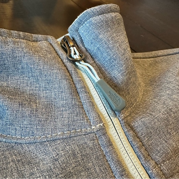 The North Face Fleece Water Resistant Jacket - Picture 6 of 13